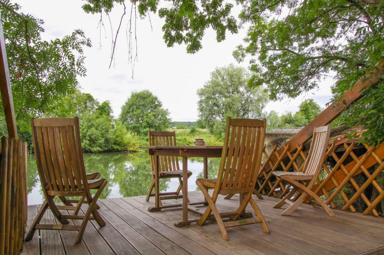 Manoir Des Turets Bed & Breakfast Yvre-l'Eveque Ngoại thất bức ảnh